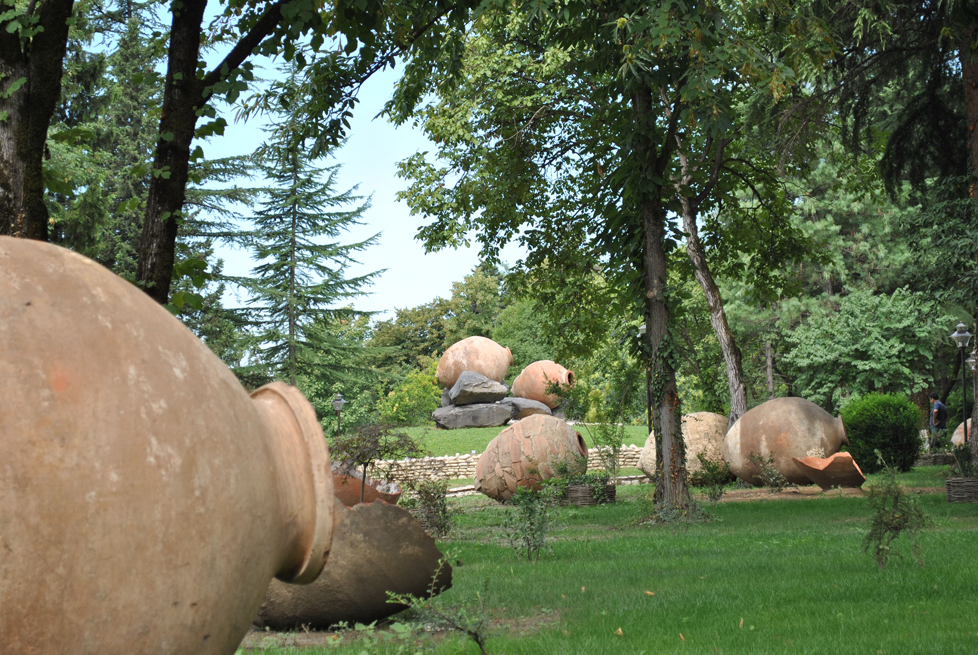 Экскурсии в кахетию позволяют познакомится с винным регионом грузии. Vinnyj Tur V Kahetiyu Iz Tbilisi
