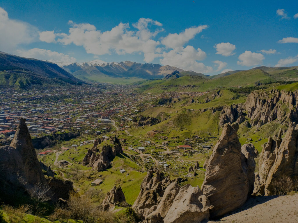 Phoenix tour приглашает вас открыть для себя самые привлекательные места армении, закавказья и ирана. Syunikskij Gorod Goris Vozvrashaet Svoj Istoricheskij Oblik Armyanskij Muzej Moskvy I Kultury Nacij