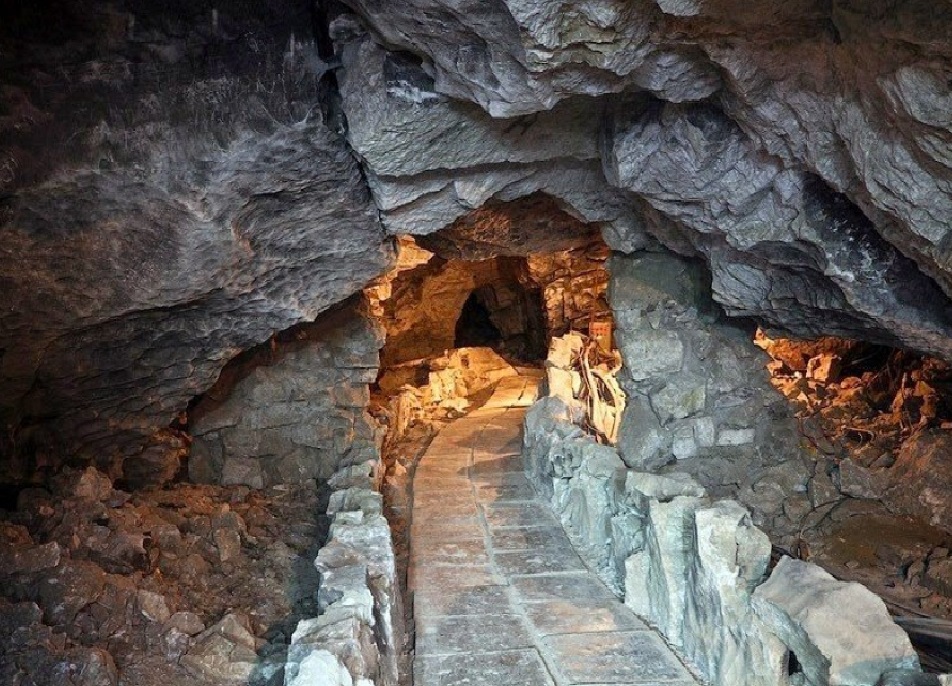 33+ Экскурсия По Кунгурской Ледяной Пещере&nbsp;Фотографий